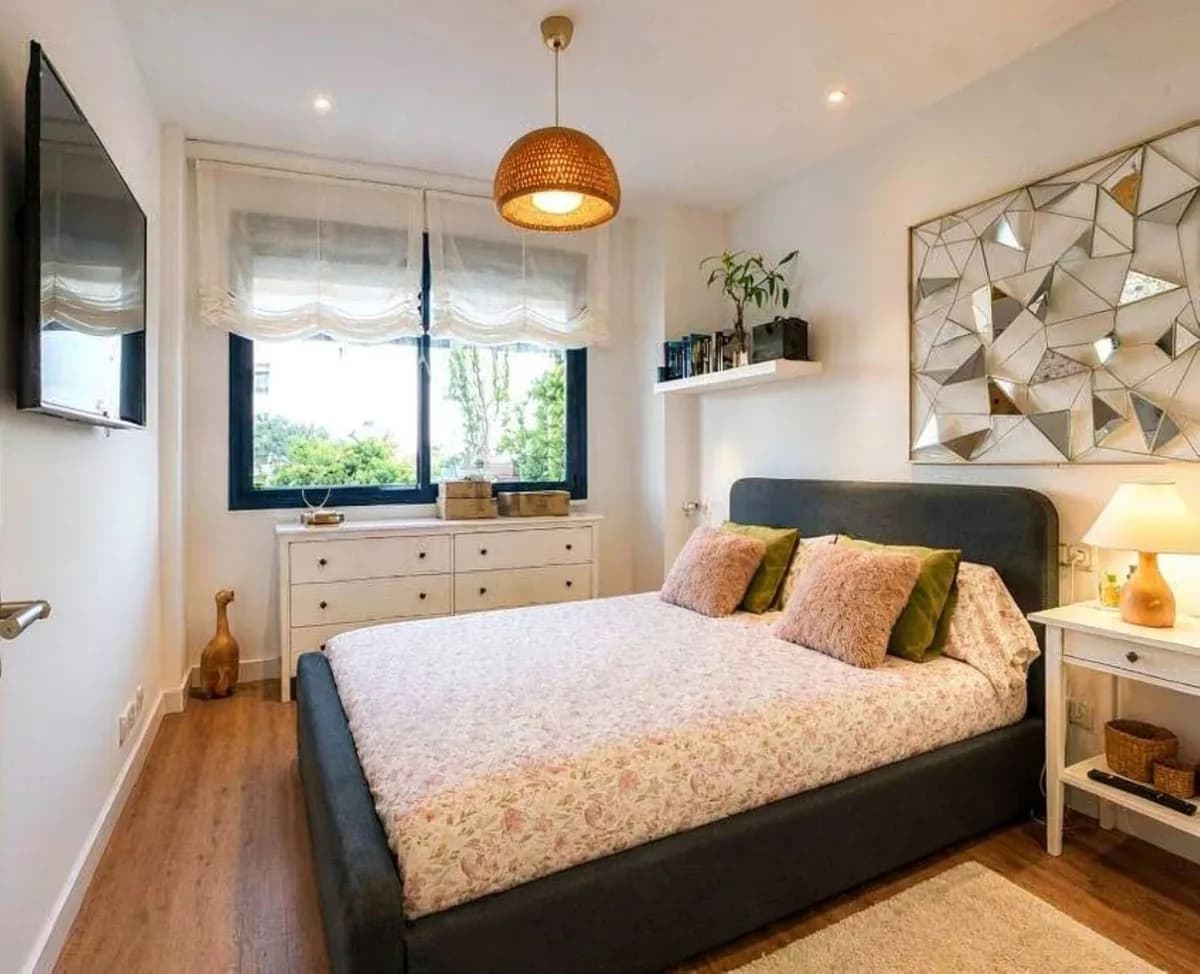 3 Bedroom Ground Floor Apartment for Sale in Estepona, Málaga - Image 4