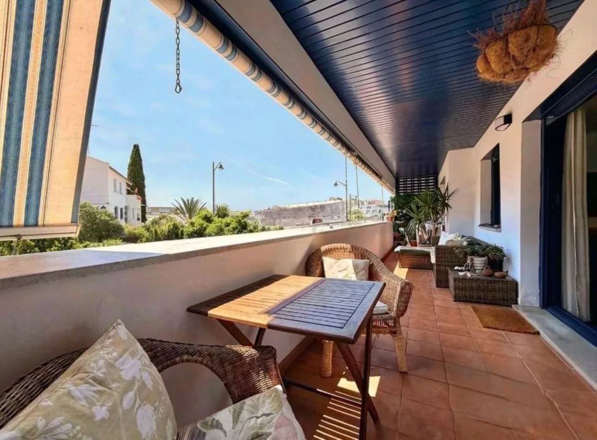 3 Bedroom Ground Floor Apartment for Sale in Estepona, Málaga - Image 6