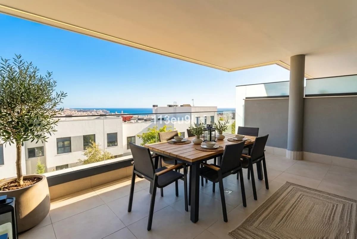 3 Bedroom Ground Floor Apartment for Sale in Estepona, Málaga