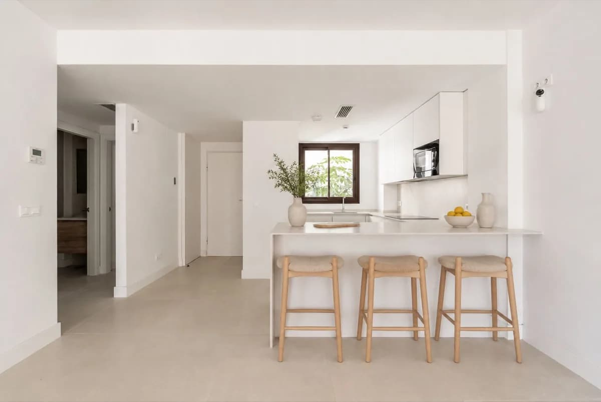2 Bedroom Ground Floor Apartment for Sale in Fuengirola, Málaga - Image 7