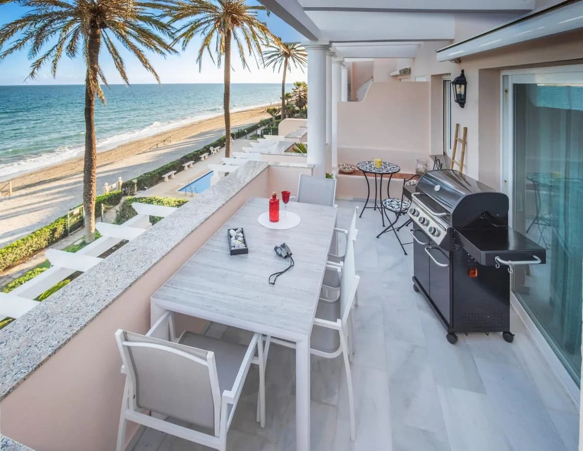 2 Bedroom Penthouse Duplex for Sale in Estepona, Málaga - Image 4