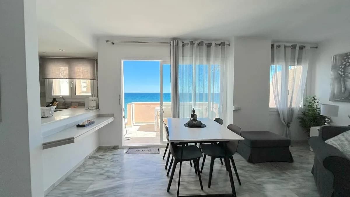 2 Bedroom Penthouse Duplex for Sale in Estepona, Málaga - Image 7