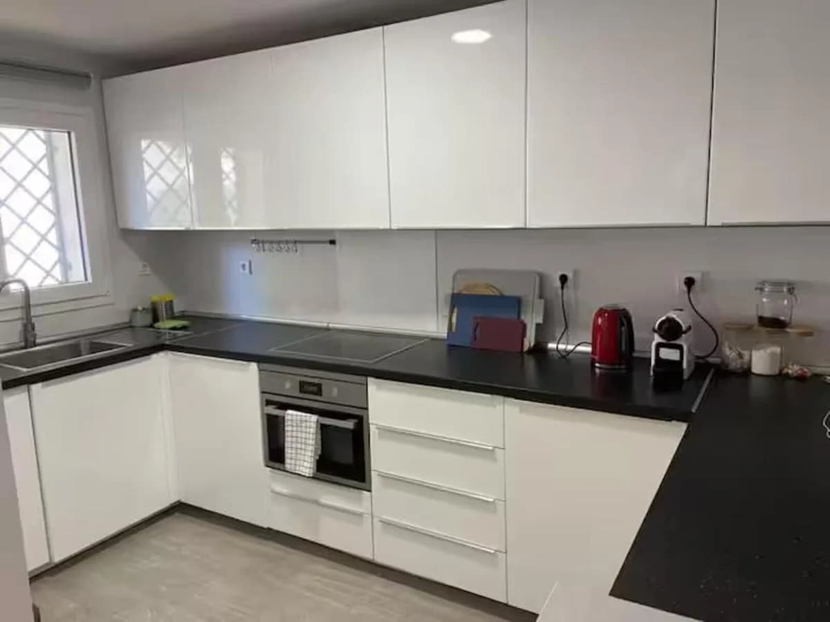 2 Bedroom Ground Floor Apartment for Sale in Aloha, Málaga - Image 2