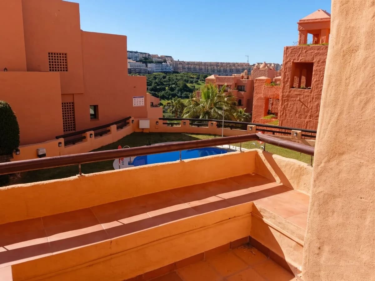 2 Bedroom Ground Floor Apartment for Sale in La Duquesa, Málaga - Image 3