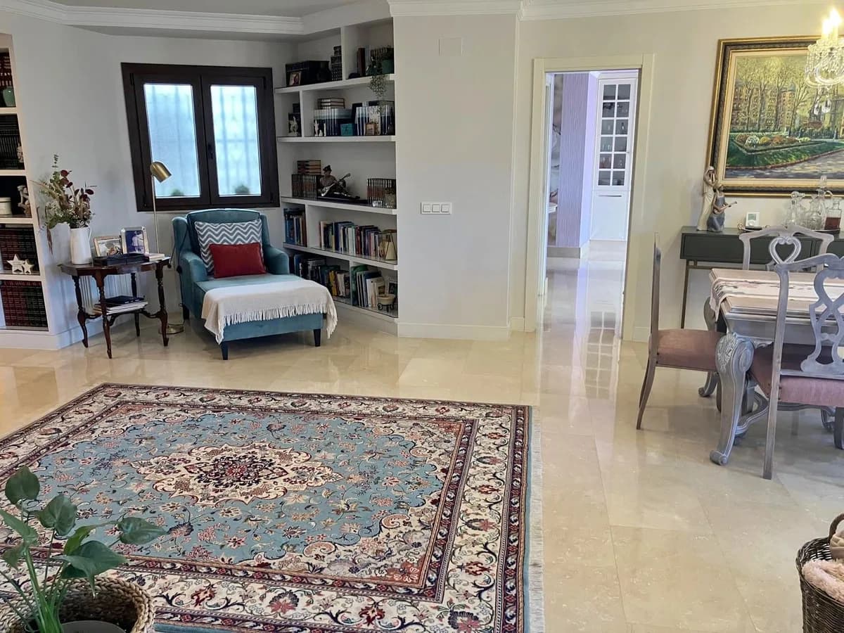 4 Bedroom Penthouse for Sale in Ronda, Málaga - Image 5