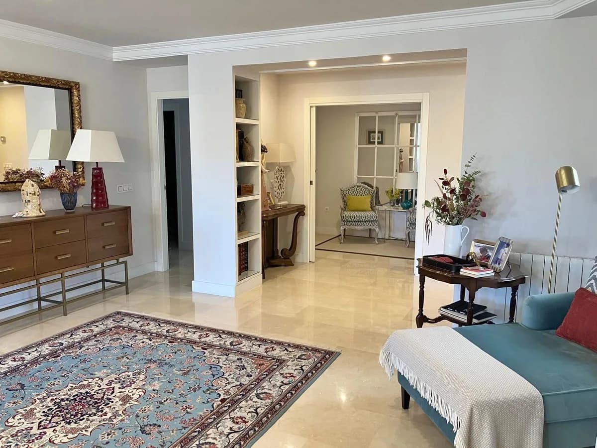 4 Bedroom Penthouse for Sale in Ronda, Málaga - Image 6