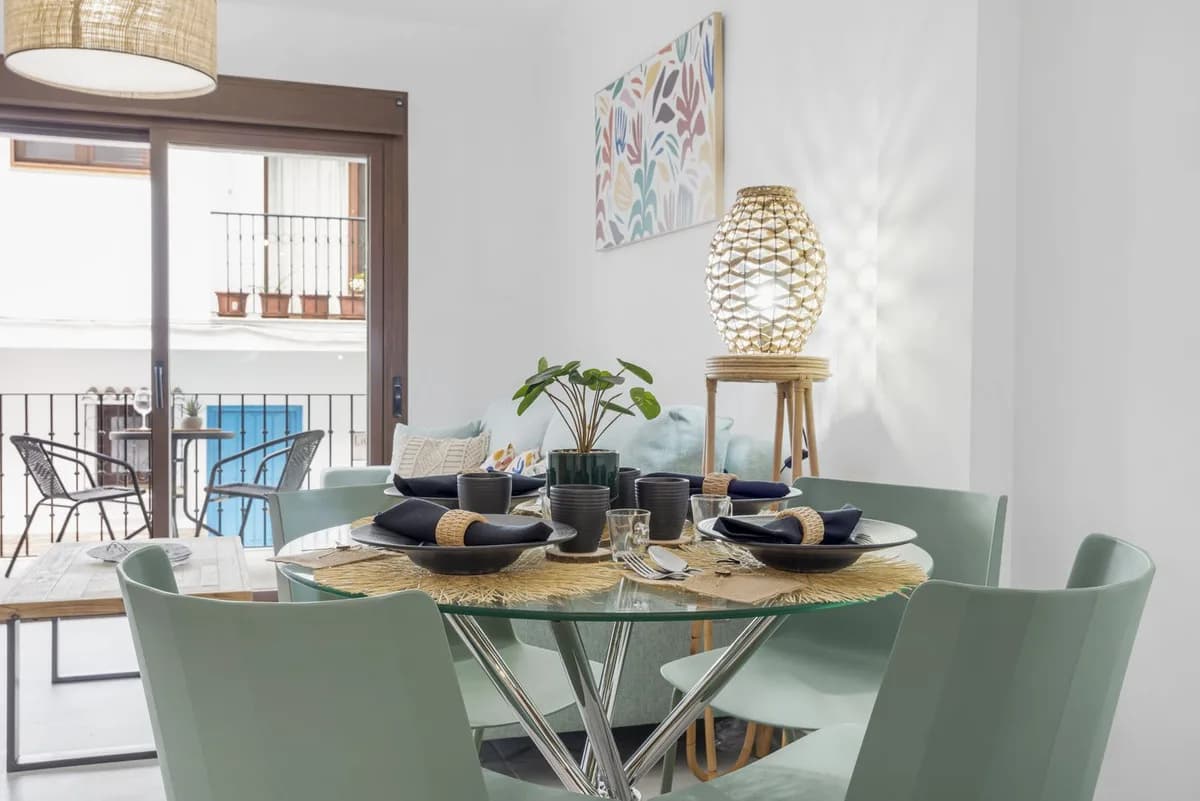 2 Bedroom Ground Floor Apartment for Sale in Benahavís, Málaga - Image 7