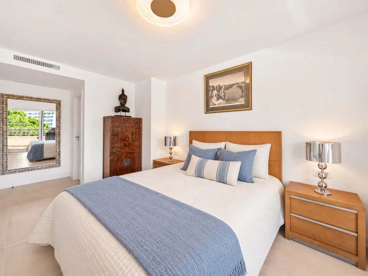 4 Bedroom Penthouse Duplex for Sale in Guadalmina Alta, Málaga - Image 6