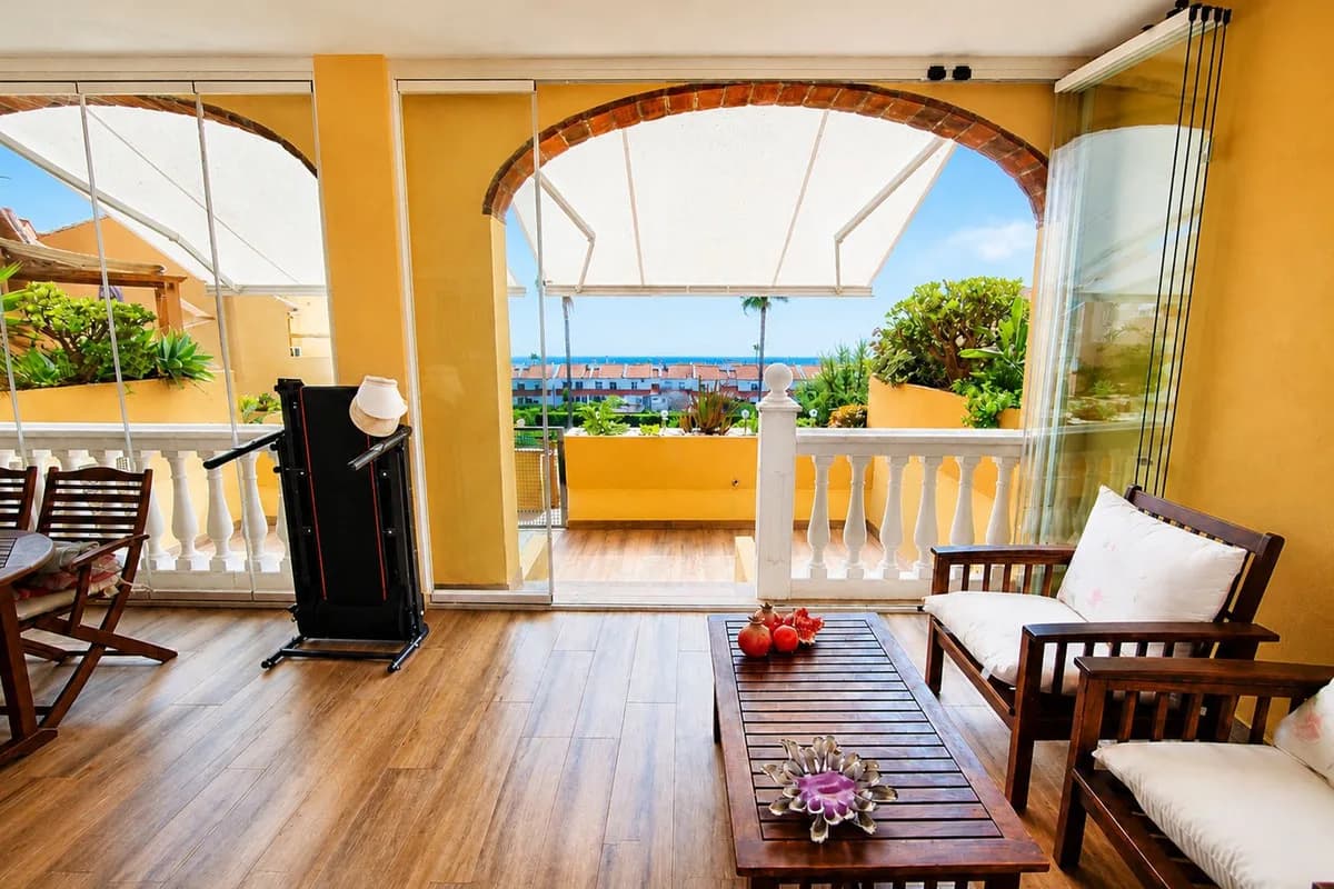 3 Bedroom Ground Floor Apartment for Sale in La Duquesa, Málaga - Image 4
