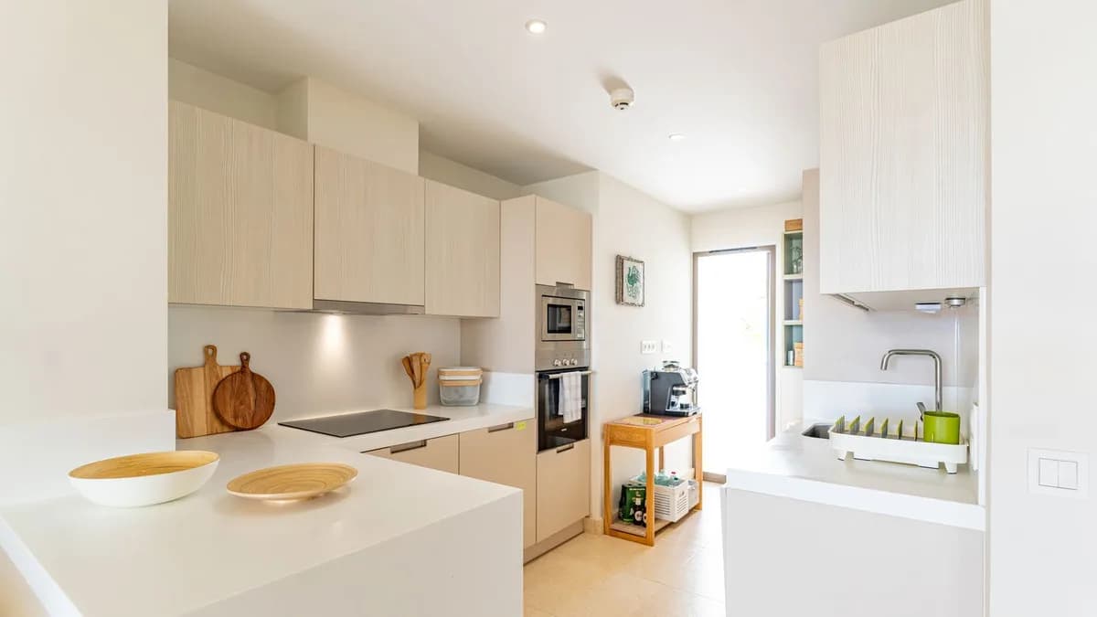 2 Bedroom Penthouse for Sale in Casares, Málaga - Image 5