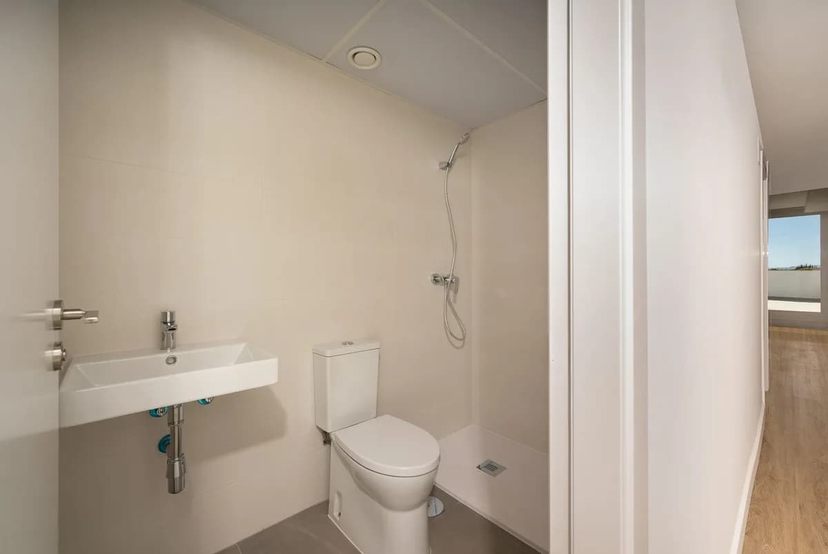 3 Bedroom Penthouse Duplex for Sale in Torreblanca, Málaga - Image 7