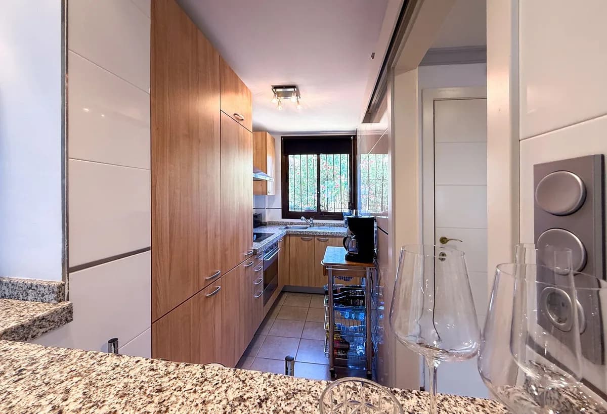 2 Bedroom Middle Floor Apartment for Sale in La Cala de Mijas, Málaga - Image 8