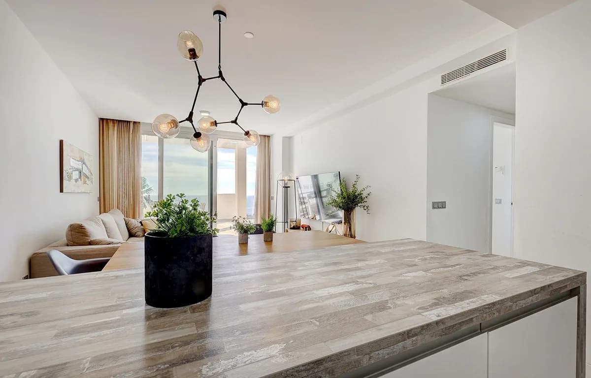 3 Bedroom Penthouse Duplex for Sale in Benalmadena, Málaga - Image 3