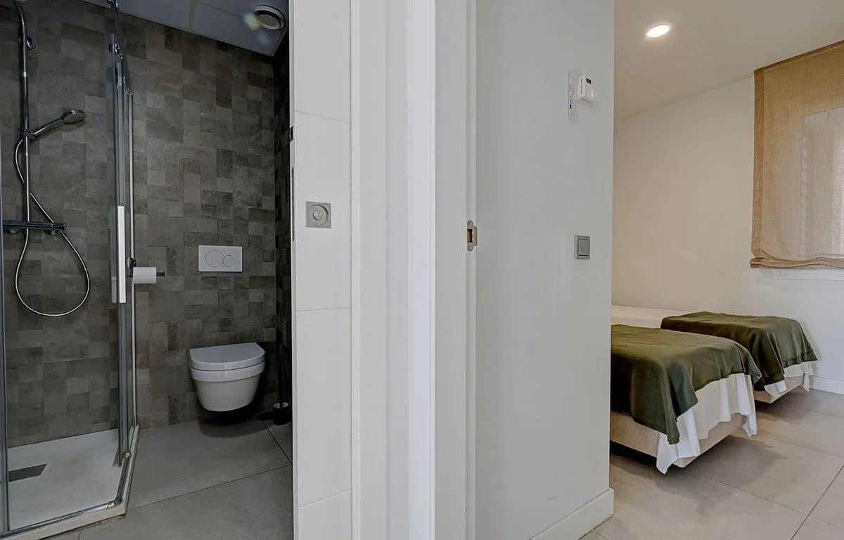3 Bedroom Penthouse Duplex for Sale in Benalmadena, Málaga - Image 7