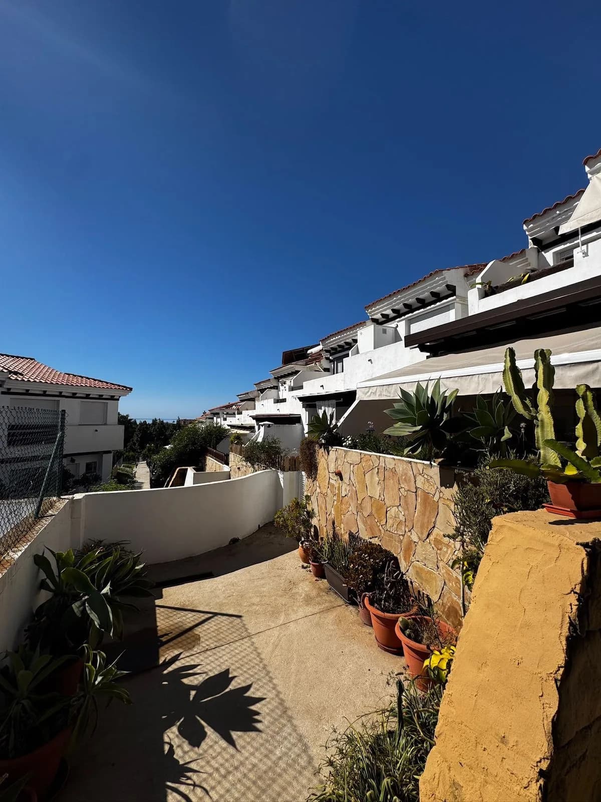 3 Bedroom Townhouse for Sale in El Chaparral, Málaga - Image 4