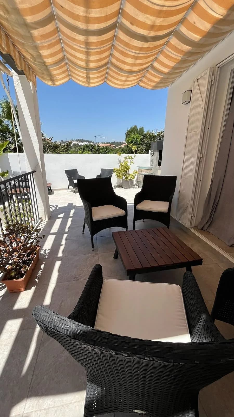 3 Bedroom Detached Villa for Sale in El Faro, Málaga - Image 2