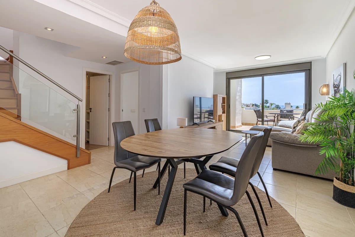 2 Bedroom Penthouse Duplex for Sale in Estepona, Málaga - Image 2
