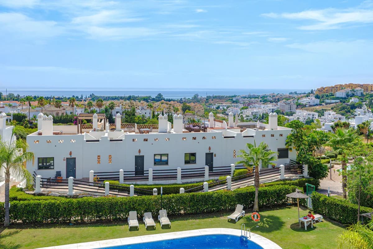 2 Bedroom Penthouse Duplex for Sale in Estepona, Málaga - Image 5