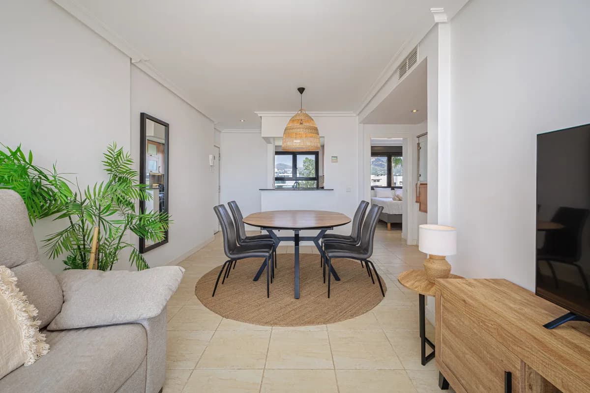 2 Bedroom Penthouse Duplex for Sale in Estepona, Málaga - Image 9