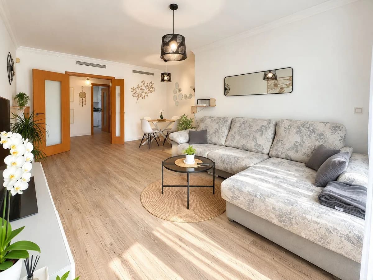 3 Bedroom Ground Floor Apartment for Sale in Torremolinos, Málaga - Image 7