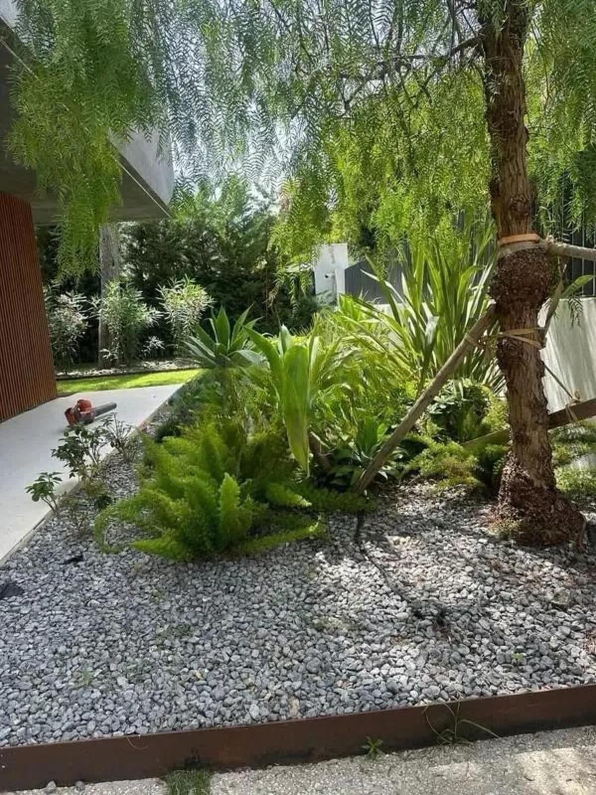 5 Bedroom Detached Villa for Sale in Marbella, Málaga - Image 3