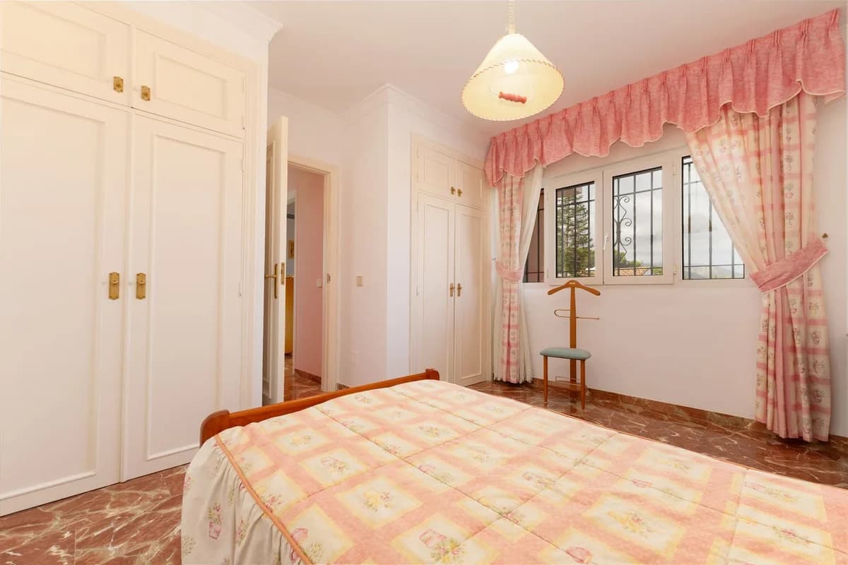 7 Bedroom Detached Villa for Sale in Alhaurín de la Torre, Málaga - Image 3