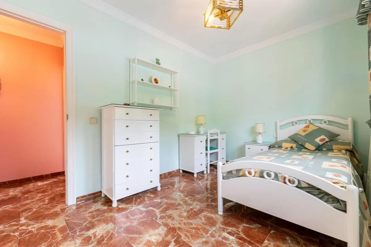 7 Bedroom Detached Villa for Sale in Alhaurín de la Torre, Málaga - Image 4