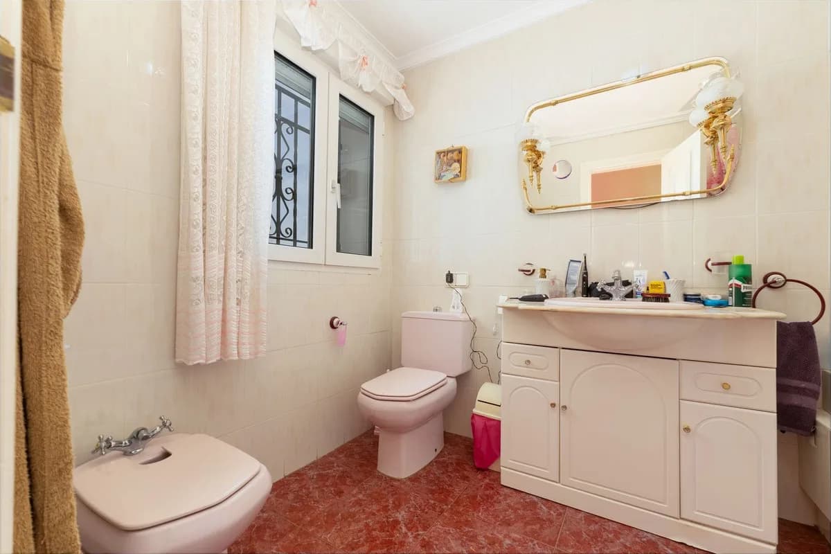 7 Bedroom Detached Villa for Sale in Alhaurín de la Torre, Málaga - Image 7