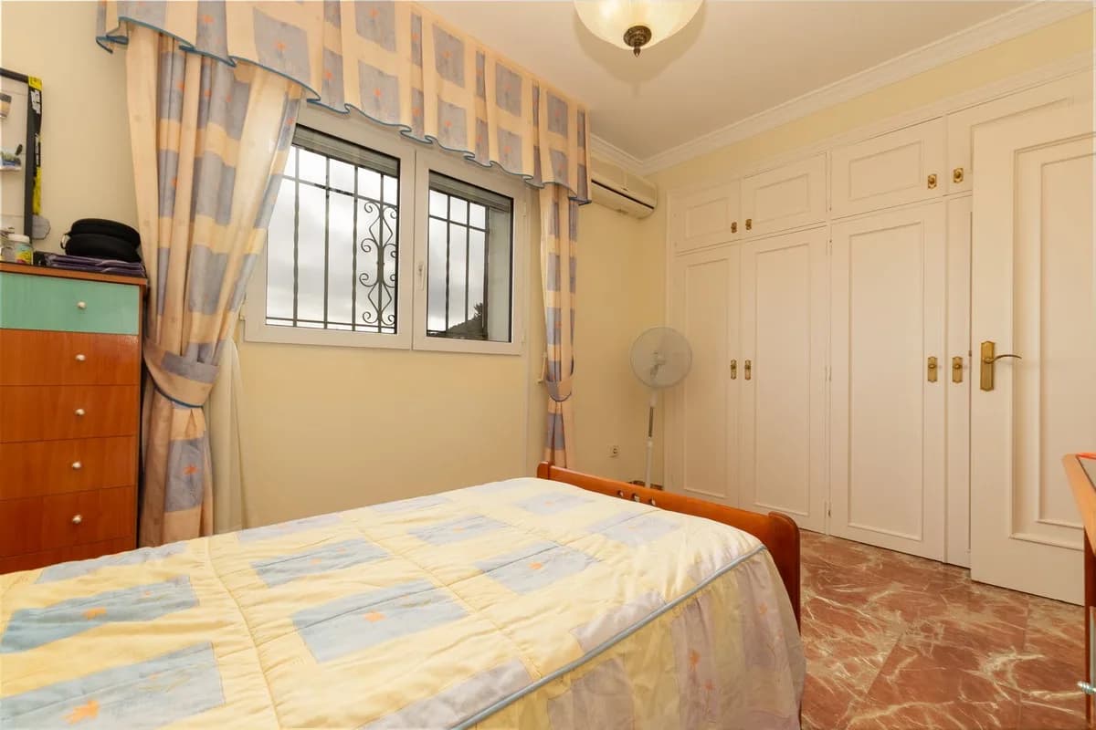 7 Bedroom Detached Villa for Sale in Alhaurín de la Torre, Málaga - Image 9