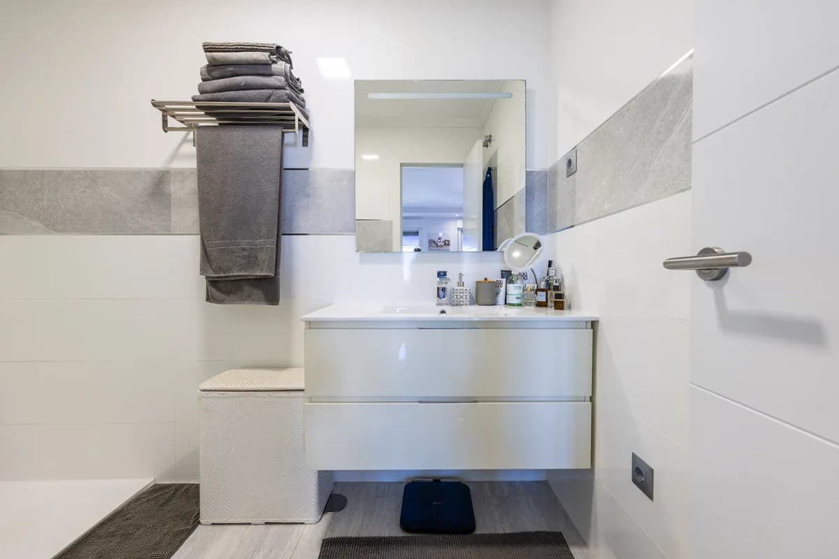 4 Bedroom Townhouse for Sale in Calahonda, Málaga - Image 5