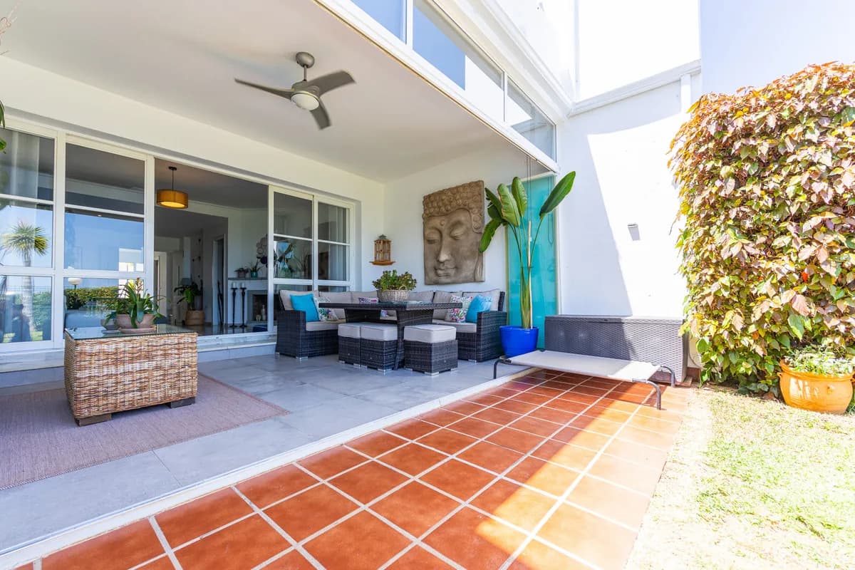 4 Bedroom Townhouse for Sale in Calahonda, Málaga - Image 7
