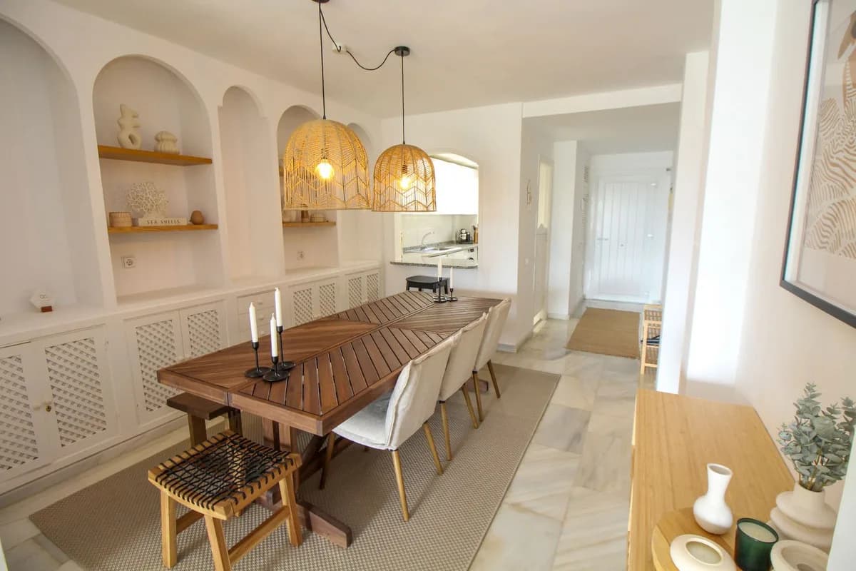 2 Bedroom Ground Floor Apartment for Sale in Calahonda, Málaga - Image 8