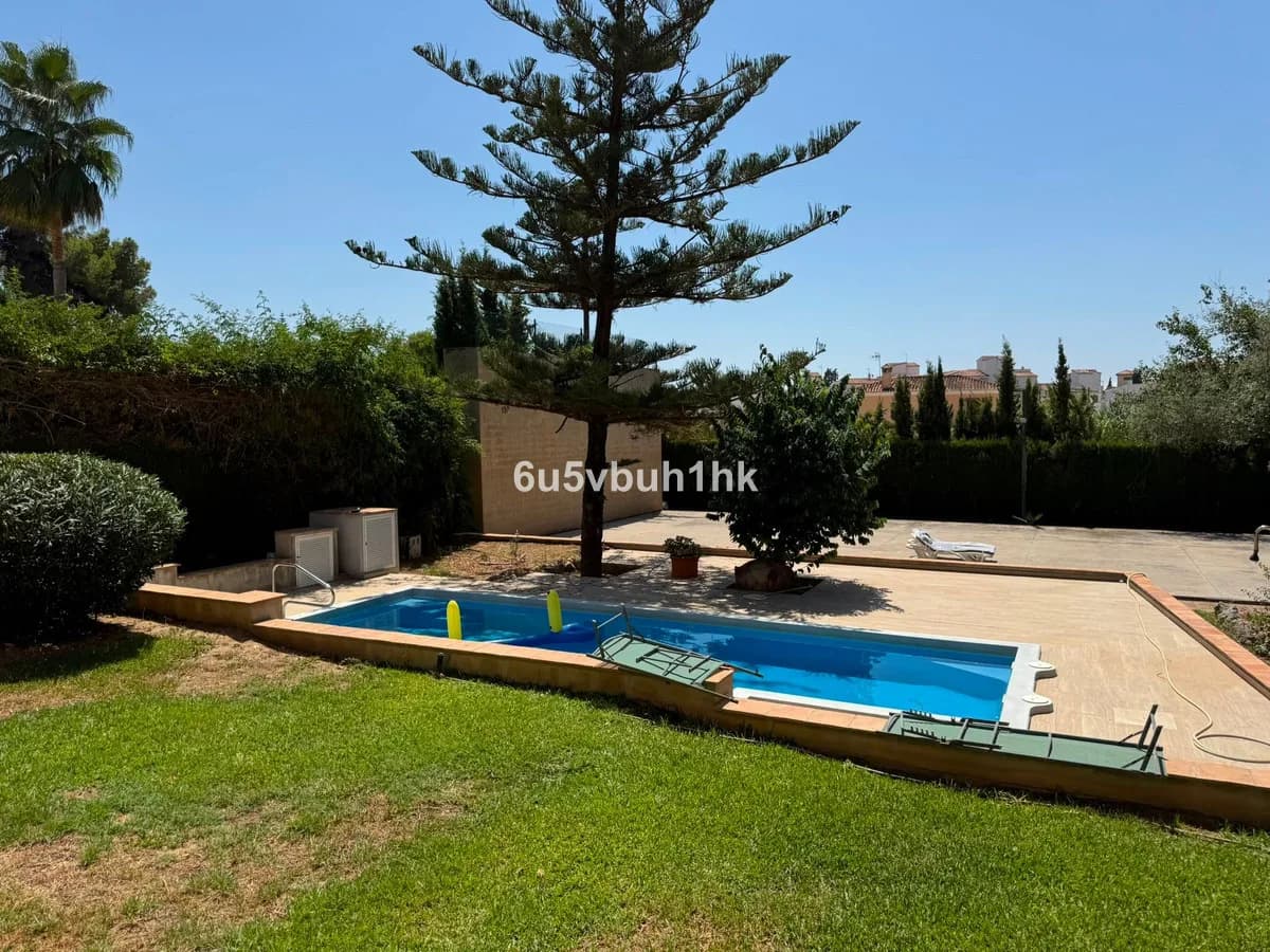 7 Bedroom Detached Villa for Sale in Campo Mijas, Málaga - Image 3