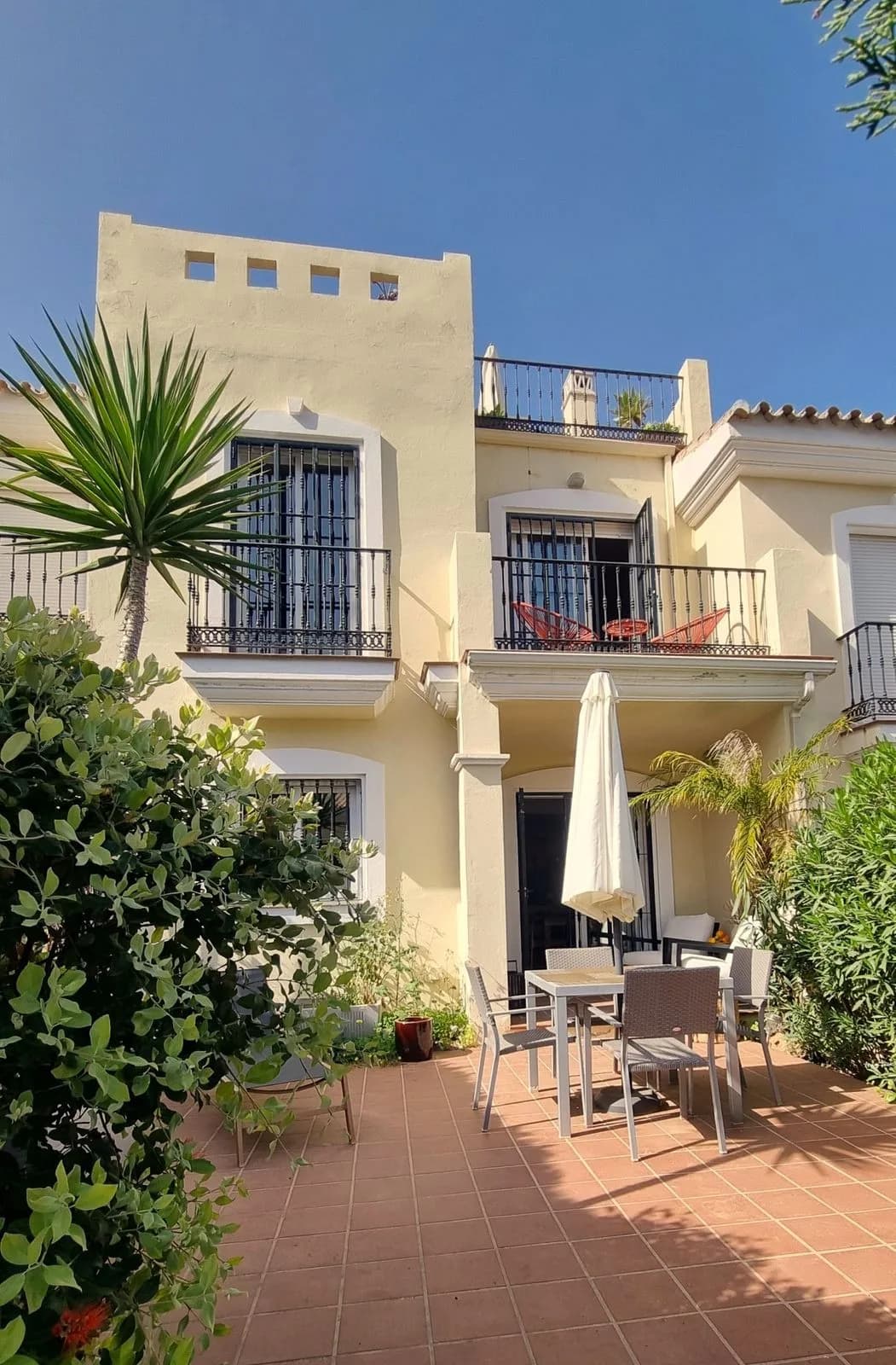 3 Bedroom Townhouse for Sale in Alhaurin Golf, Málaga - Image 6