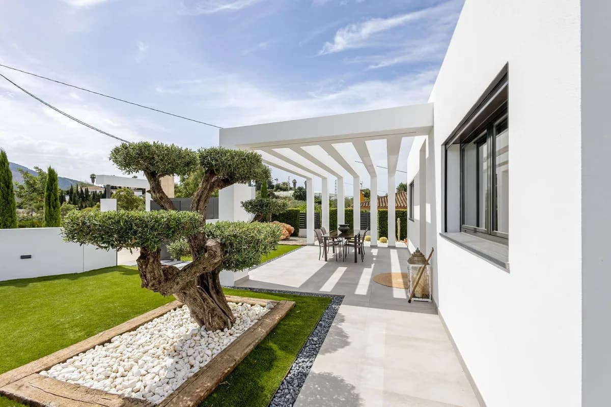 3 Bedroom Finca - Cortijo for Sale in Alhaurín el Grande, Málaga - Image 9