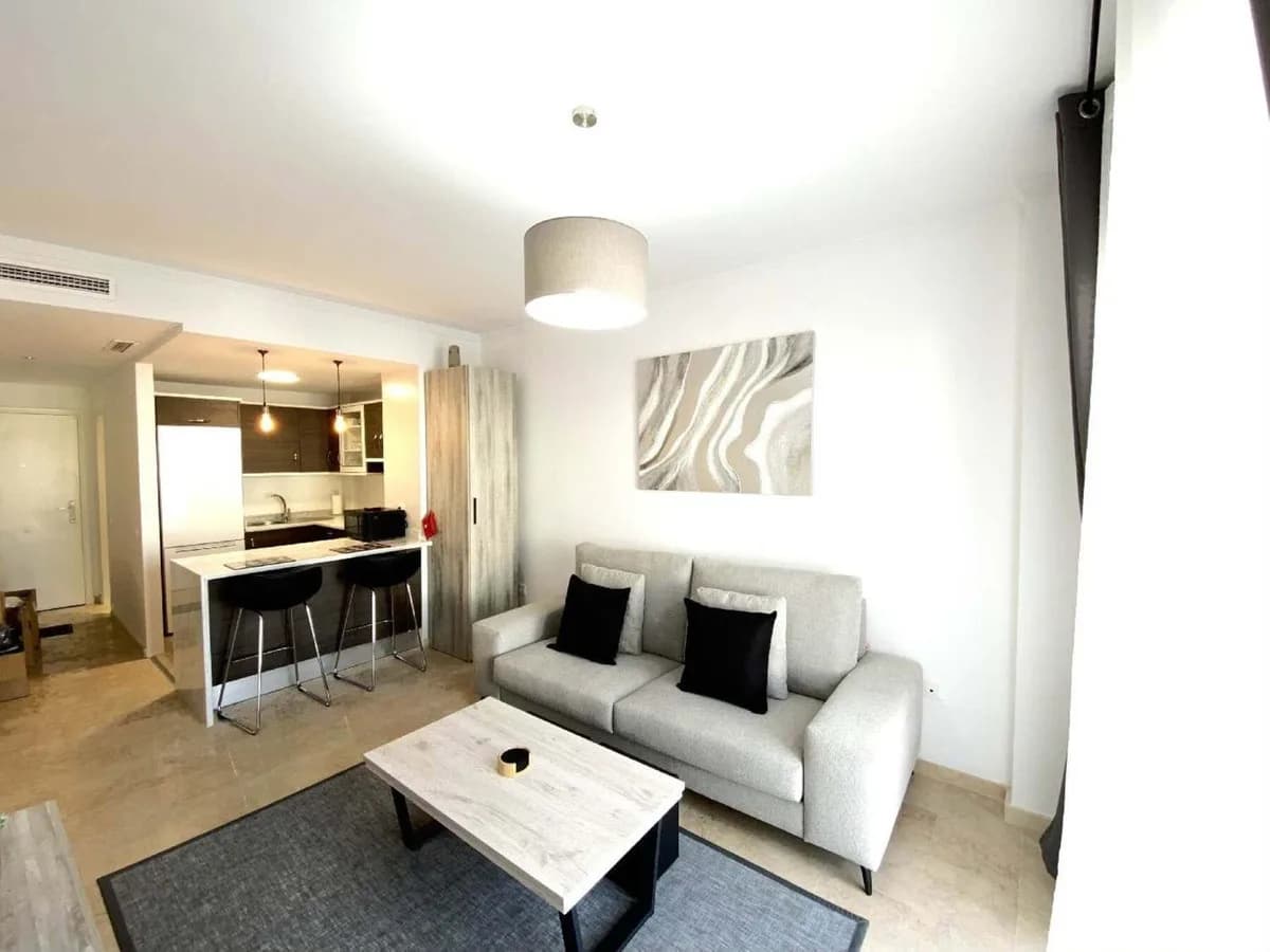 2 Bedroom Ground Floor Apartment for Sale in Manilva, Málaga - Image 7