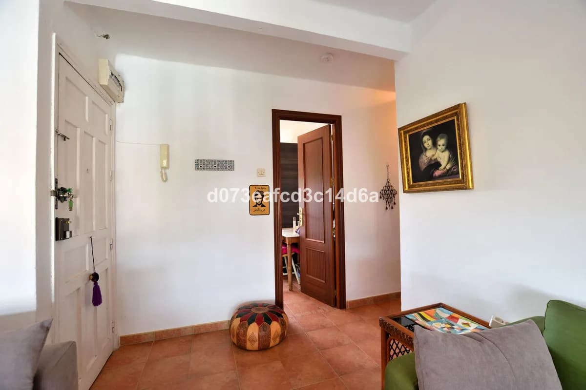 3 Bedroom Top Floor Apartment for Sale in Ronda, Málaga - Image 6