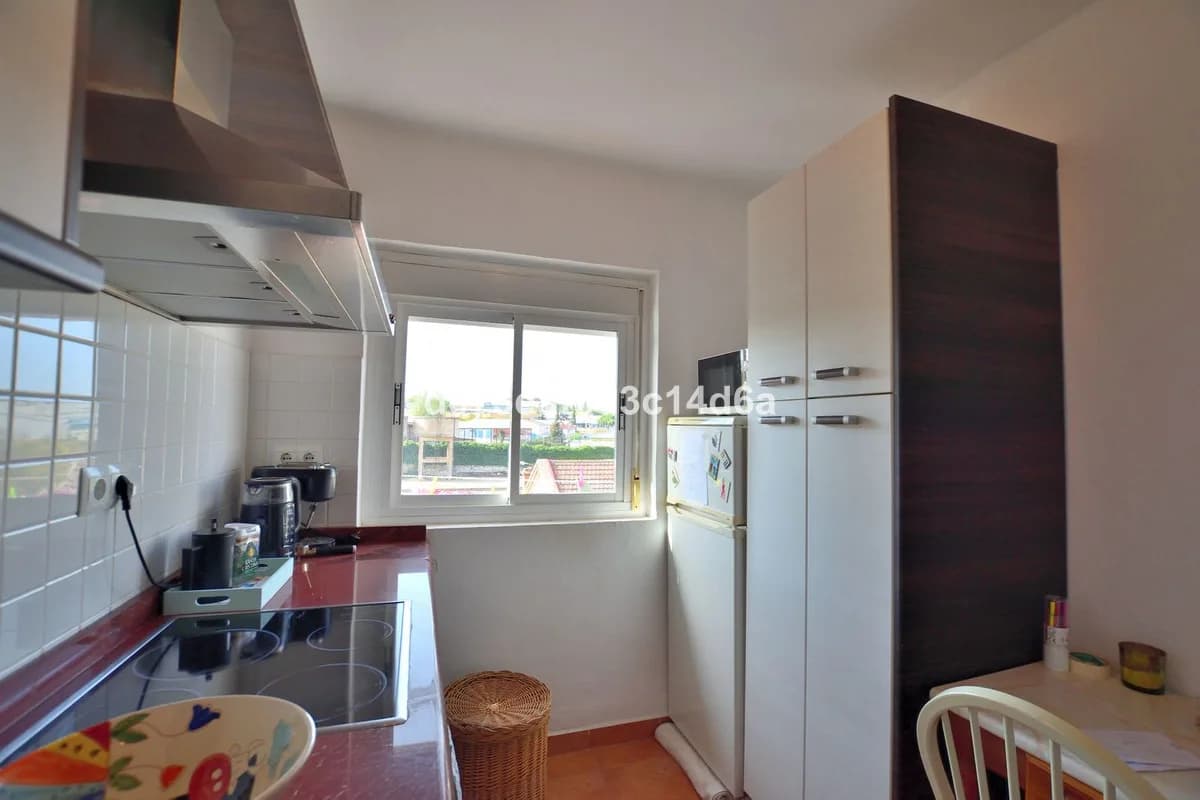 3 Bedroom Top Floor Apartment for Sale in Ronda, Málaga - Image 8