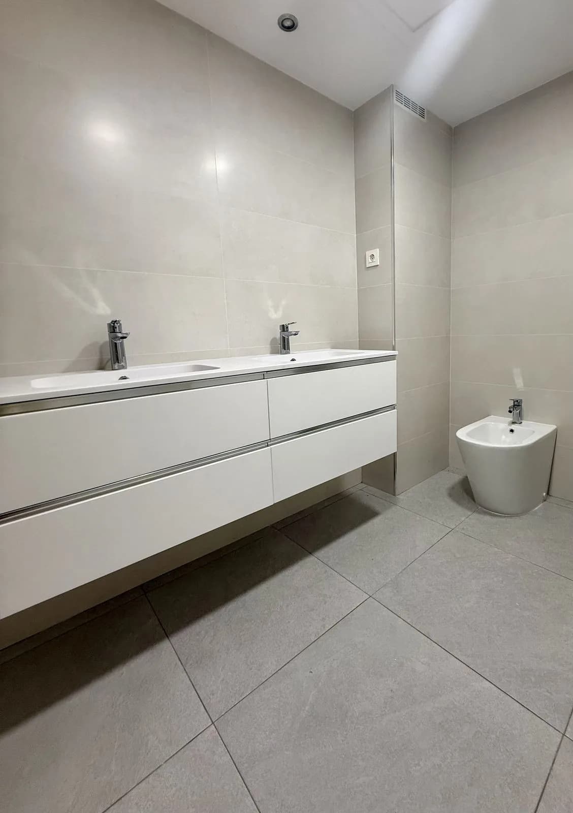 3 Bedroom Penthouse Duplex for Sale in Benahavís, Málaga - Image 8