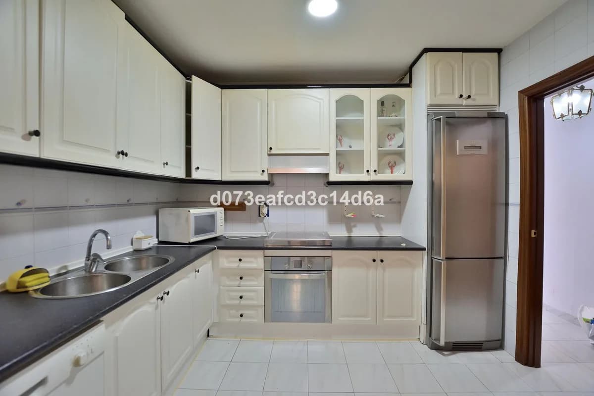 3 Bedroom Duplex for Sale in Ronda, Málaga - Image 9