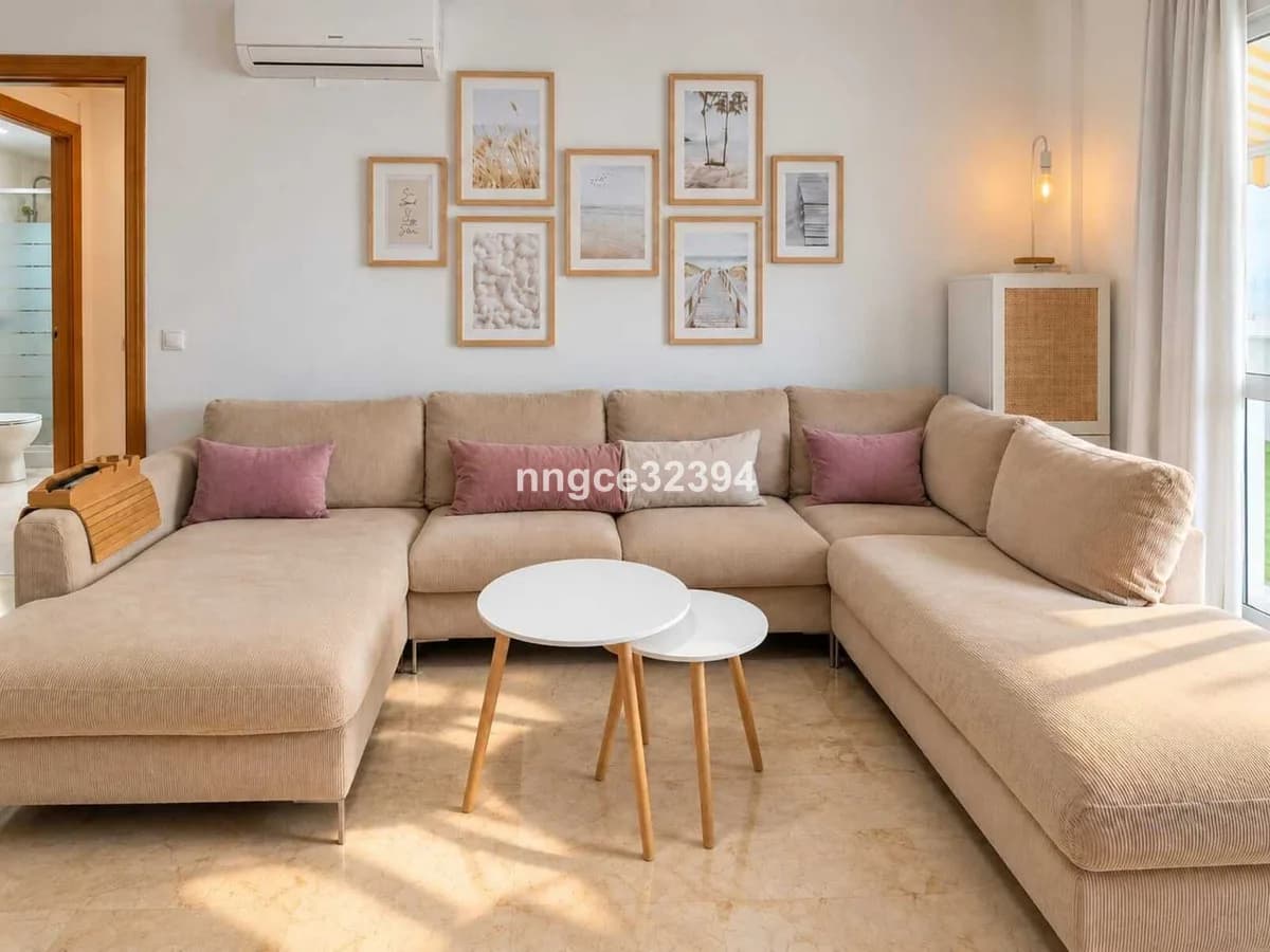 3 Bedroom Ground Floor Apartment for Sale in Benahavís, Málaga - Image 6