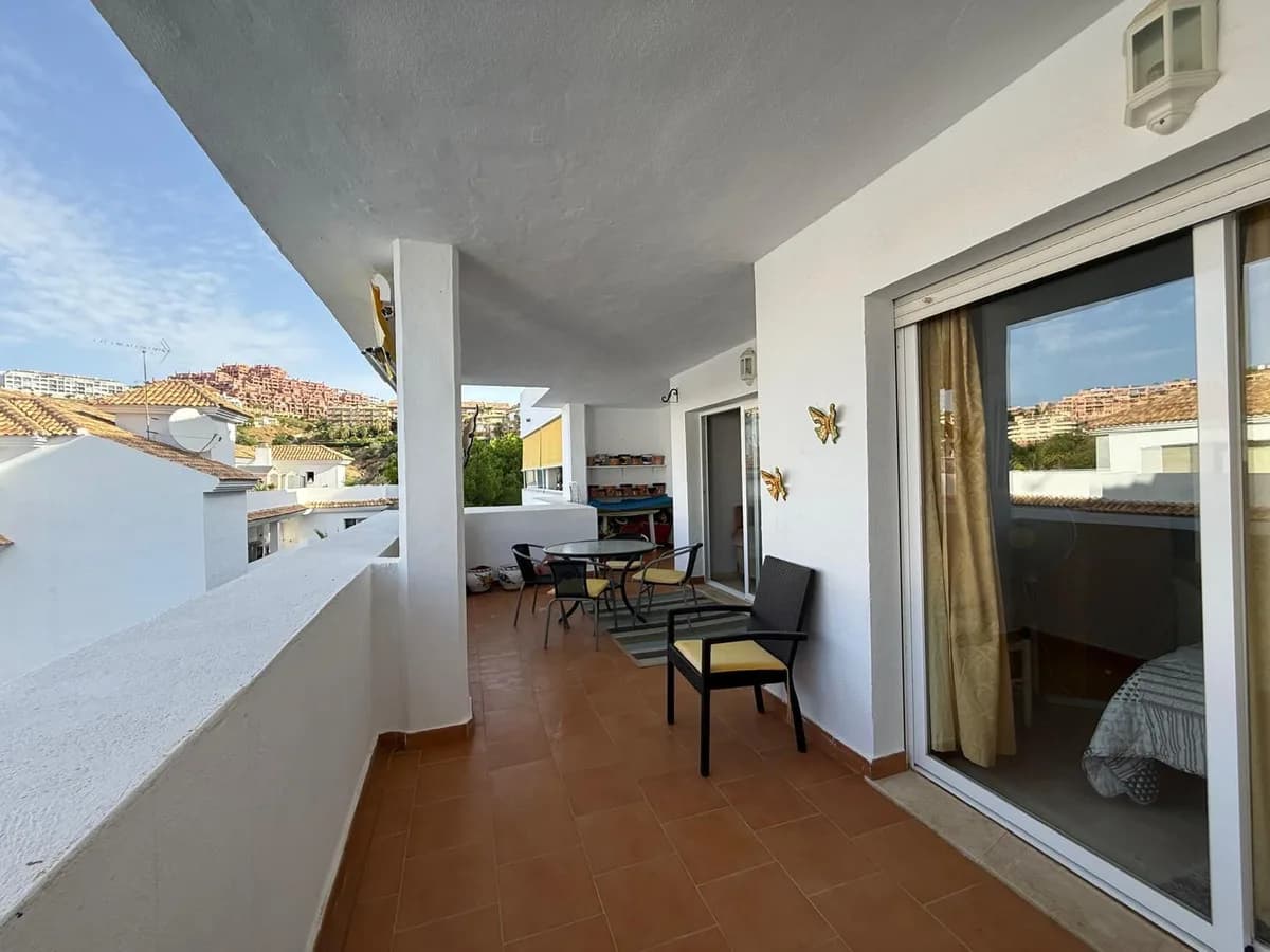 2 Bedroom Ground Floor Apartment for Sale in Calahonda, Málaga - Image 5