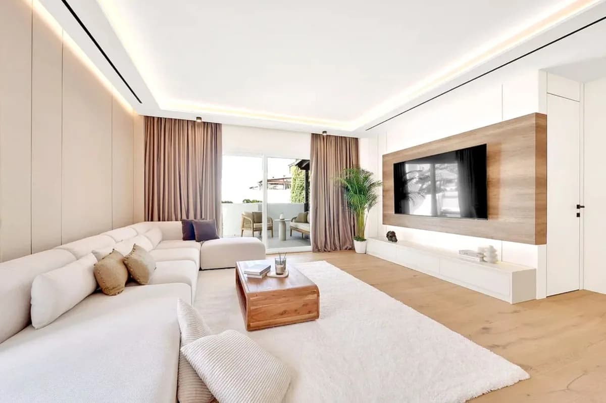3 Bedroom Middle Floor Apartment for Sale in Nagüeles, Málaga
