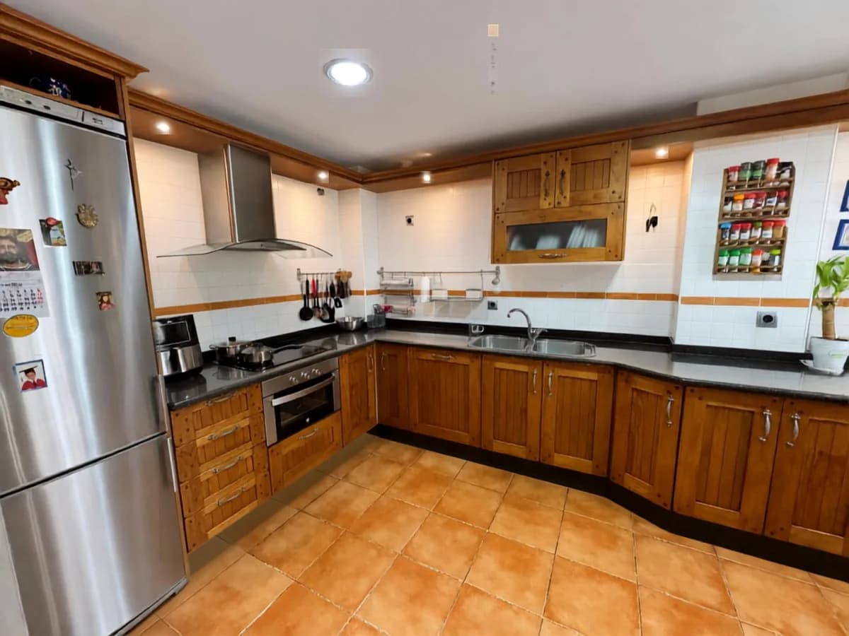 3 Bedroom Townhouse for Sale in Alhaurín de la Torre, Málaga - Image 3