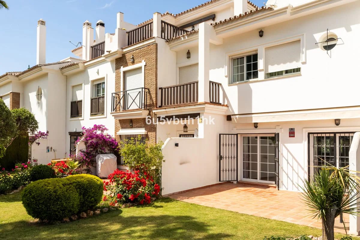 2 Bedroom Townhouse for Sale in Alhaurín de la Torre, Málaga
