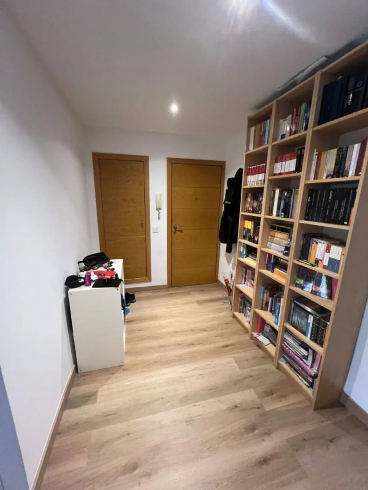 2 Bedroom Middle Floor Apartment for Sale in Marbella, Málaga - Image 8