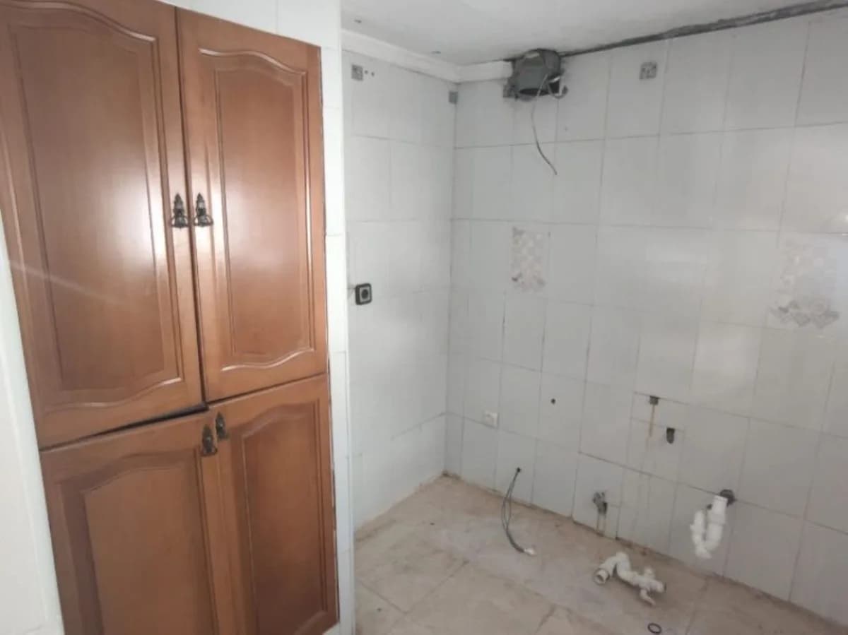 2 Bedroom Townhouse for Sale in San Roque, Cádiz - Image 7
