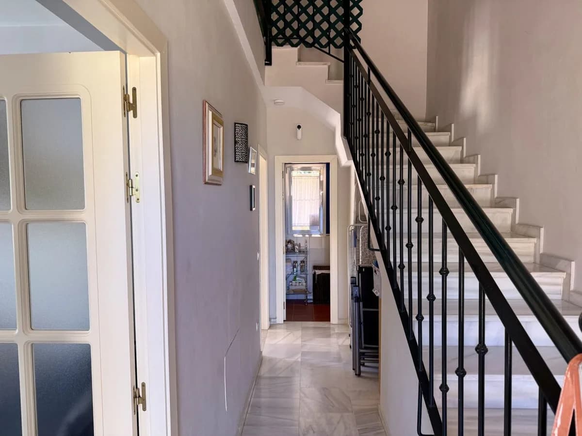 3 Bedroom Townhouse for Sale in Riviera del Sol, Málaga - Image 3