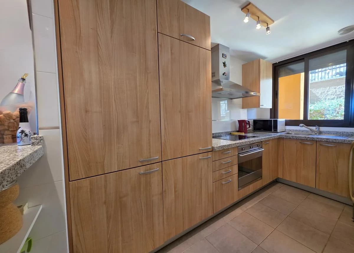 2 Bedroom Ground Floor Apartment for Sale in Calanova Golf, Málaga - Image 4