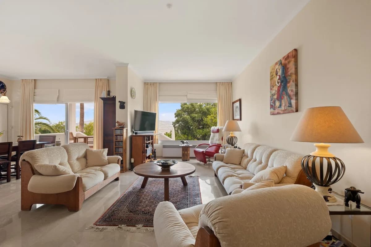 2 Bedroom Ground Floor Apartment for Sale in La Mairena, Málaga - Image 8